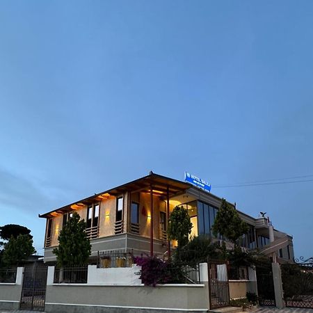 Hotel Balili Влёра Экстерьер фото