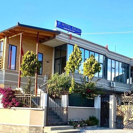 Hotel Balili Влёра Экстерьер фото