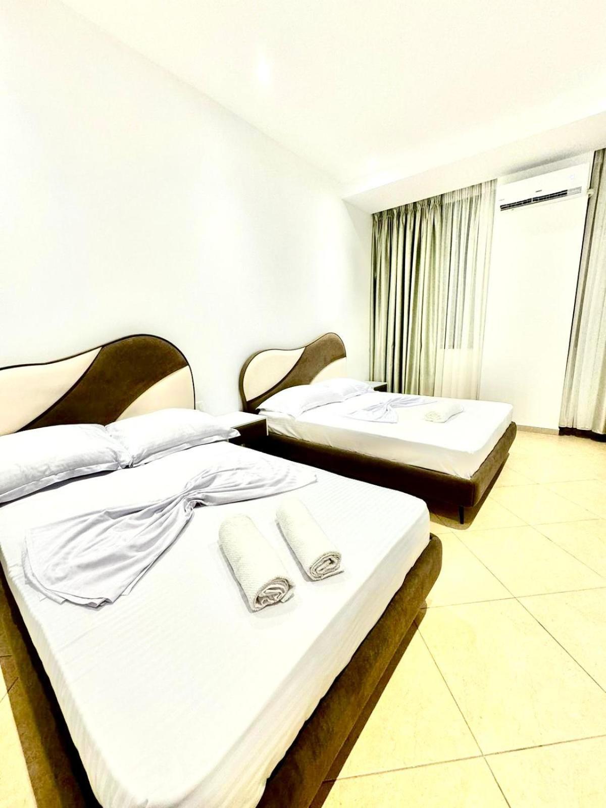 Hotel Balili Влёра Экстерьер фото