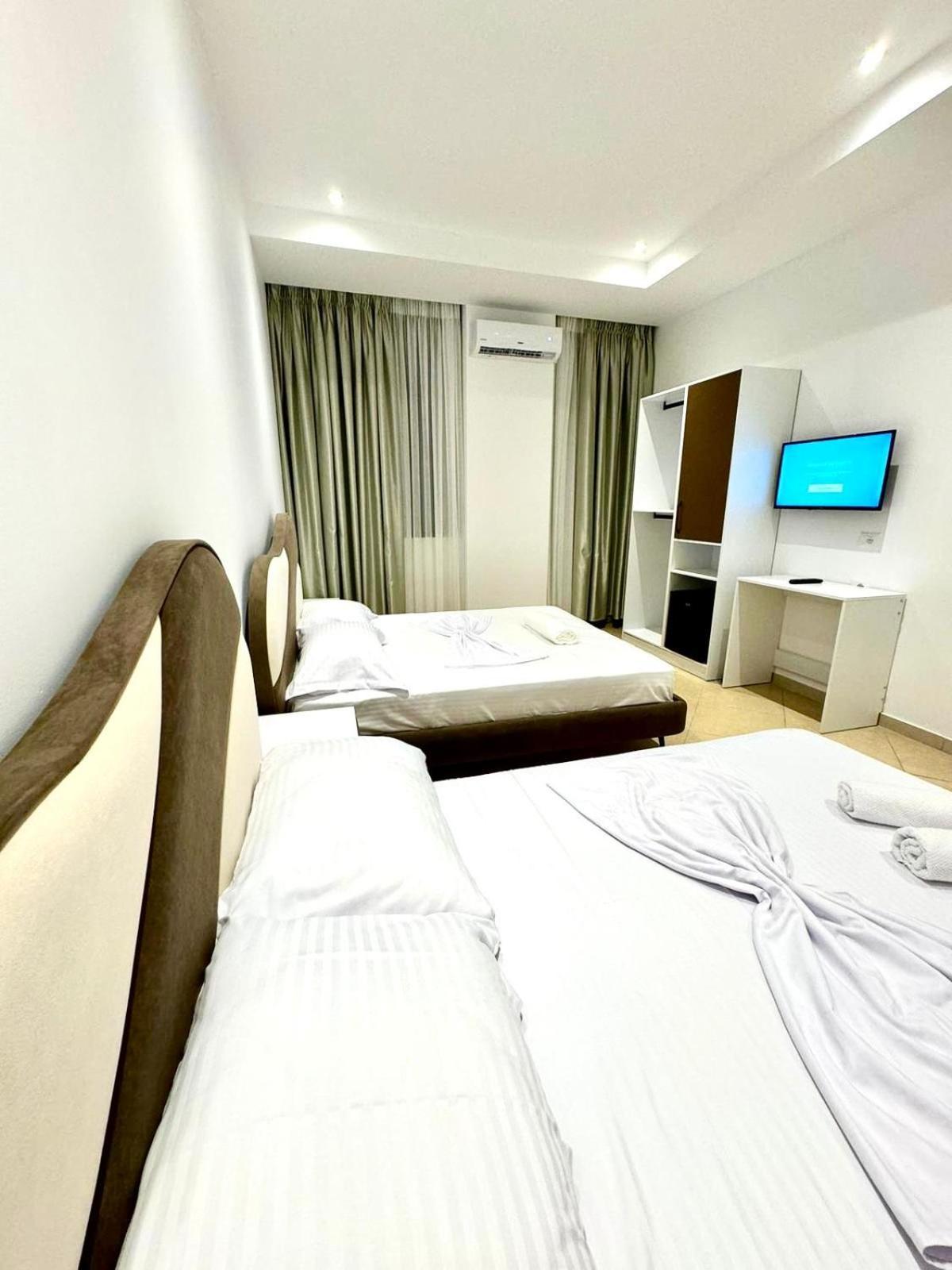 Hotel Balili Влёра Экстерьер фото