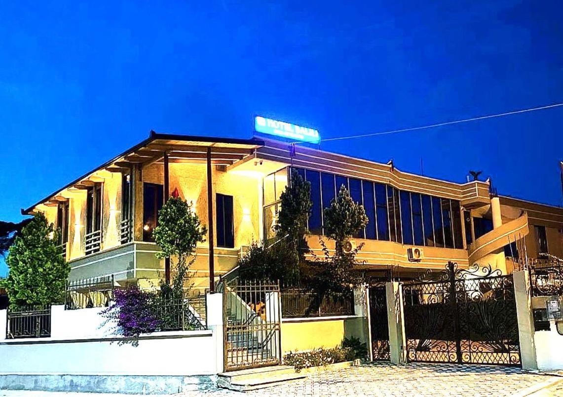 Hotel Balili Влёра Экстерьер фото