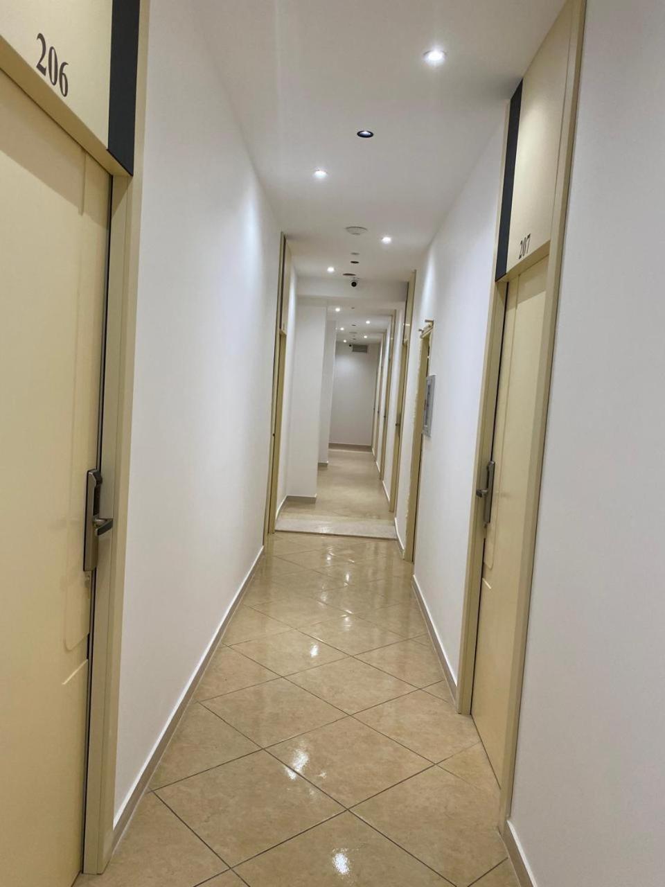 Hotel Balili Влёра Экстерьер фото