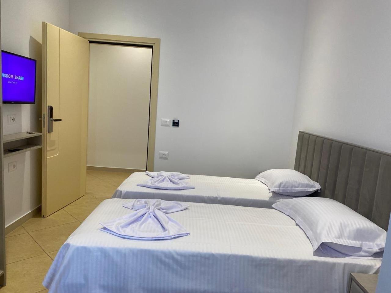Hotel Balili Влёра Экстерьер фото